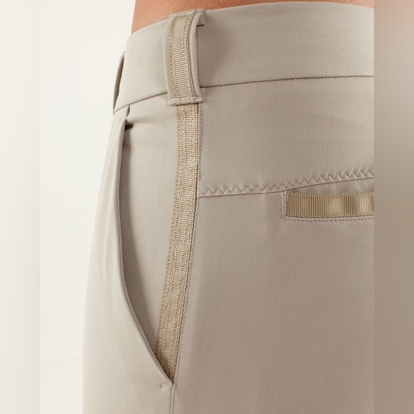 Lululemon Women’s Club golf Short size 4 in Mojave Tan W7796S Bermuda 9” inseam - Picture 11 of 14